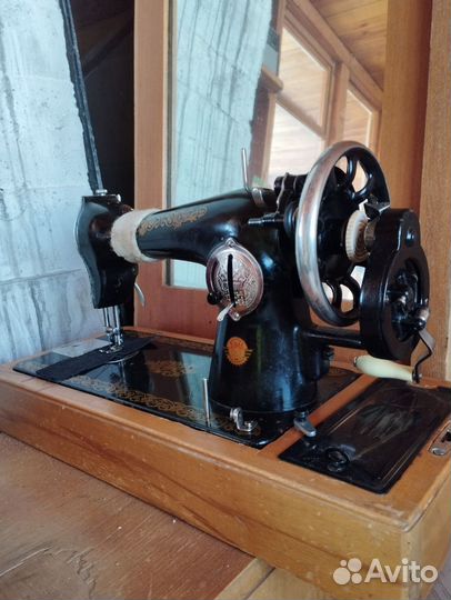 Продам швейную машинку Подольск