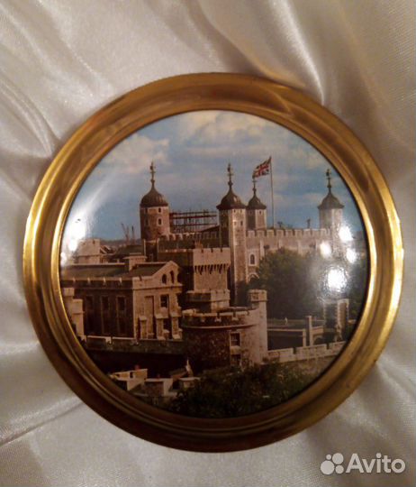 Пудреница винтаж. временно только авито доставка