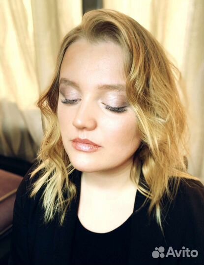 Стилист свадебных и вечерних прическок, визажист