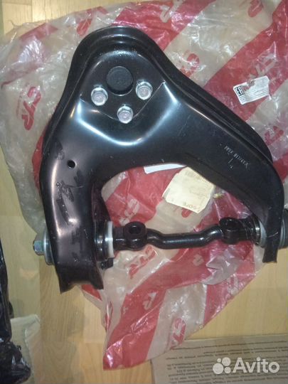 Новый рычаг подвески Hyundai H1, H100, Porter