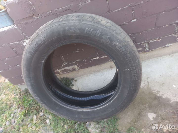 Tigar UHP Ultra High Performance 215/60 R16