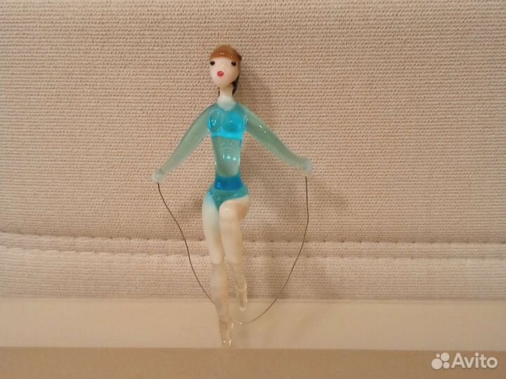 Статуэтки цветное стекло; Носорог эбеновое дерево