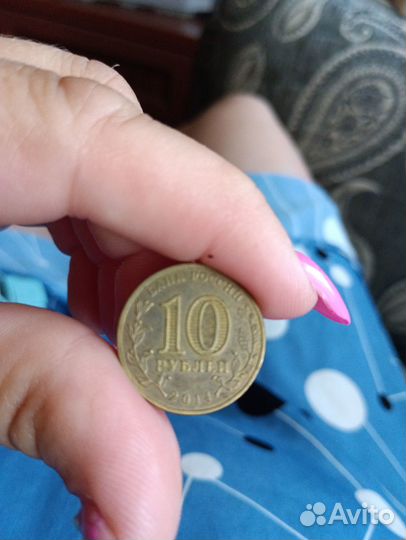 Продам монету