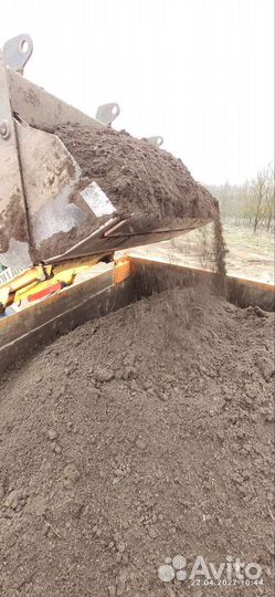 Чернозем, земля плодородная, грунт для грядок