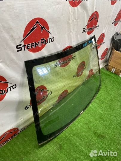 Стекло заднее Toyota Camry AVV50 2AR-FXE 2011