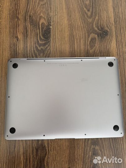 Apple macbook air 13 2020 m1