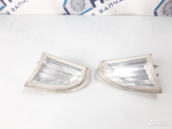 Отражатель в бампер Volkswagen Passat Cc