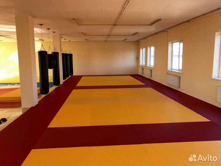 Борцовский ковер со склада