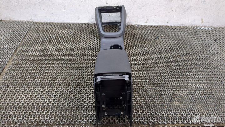 Консоль салона Volkswagen Jetta 6, 2012