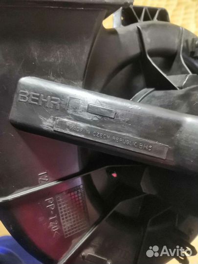 Моторчик печки на volkswagen polo