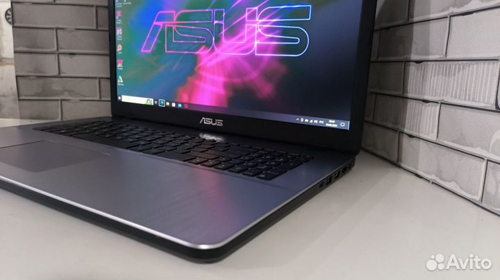 Asus 17.3