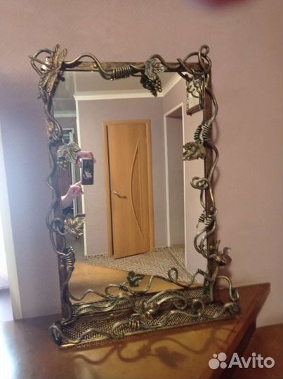 Зеркало. Ручная работа 80*50.Рамка кованная