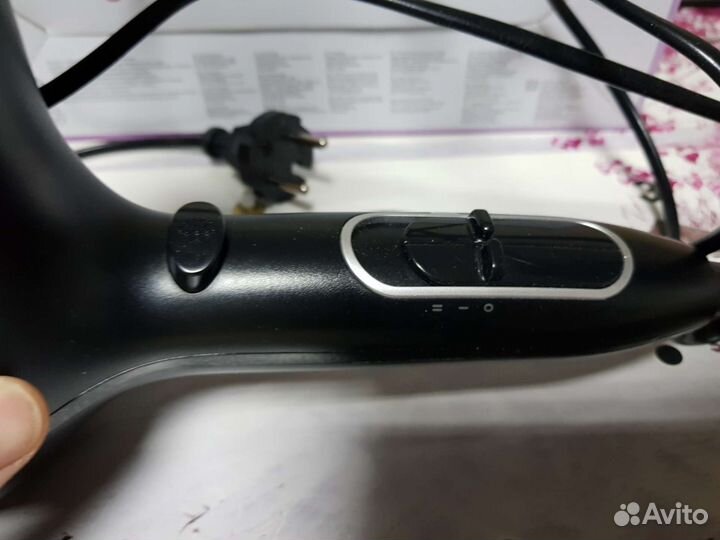 Фен Philips ThermoProtect 2100w