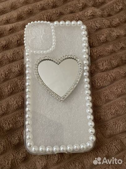 Чехол на iPhone 11