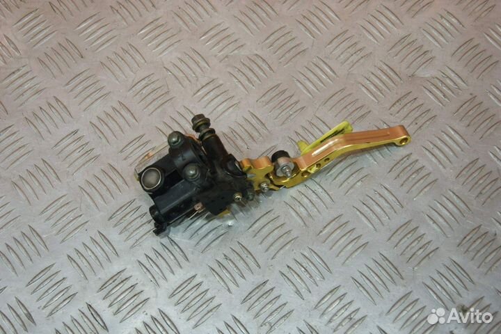 Машинка тормозная передняя Yamaha XJR400R