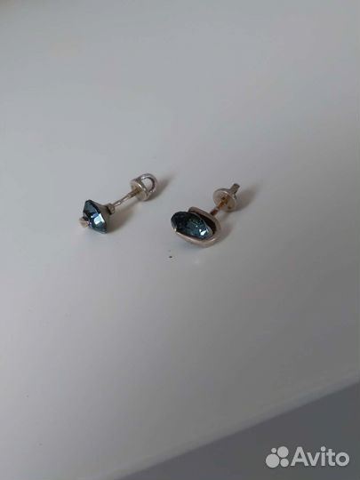 Серебряные серьги с фианитами