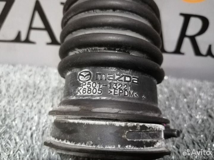 Патрубок воздушного фильтра Mazda 3 BM 1.5