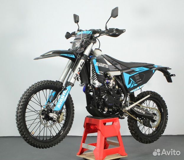 Мотоцикл Avantis Enduro 300 Carb PRO Exclusive (CB