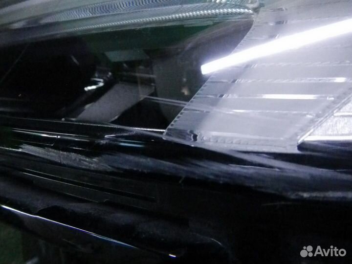 Фара левая Volvo V60