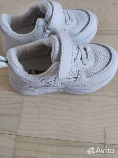 Обувь для девочки пакетом 23 24