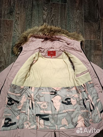Пуховик для девочки 146