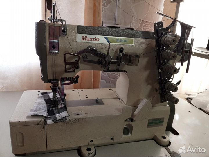 Швейная машина плоскошовка Маxdo м500