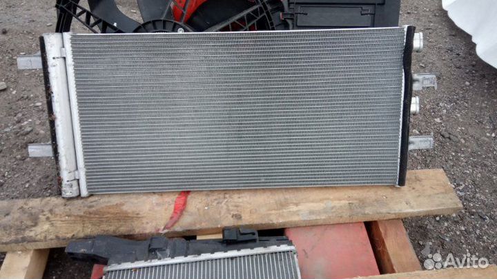 Радиатор кондиционера Bmw X1 F48