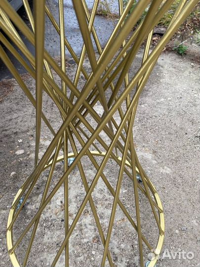 Столик для свадебного торта выкатной