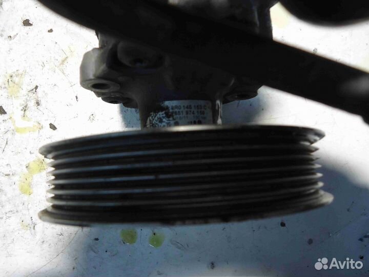 Насос гидроусилителя руля Audi Q5 2012