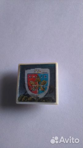 Варио значок и брелок 