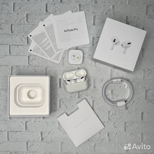 Наушники AirPods Pro 