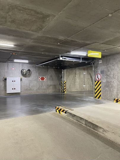 Машиноместо, 13 м²