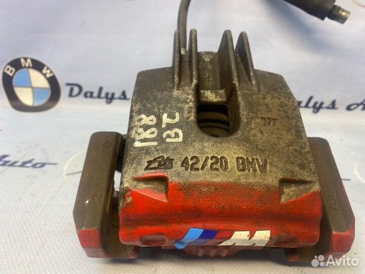 Суппорт задний Bmw 530I E60 M54B30 2004Г. Май