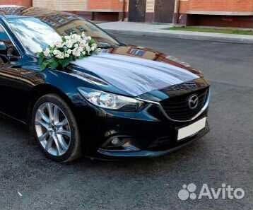 Свадебное украшение на машину