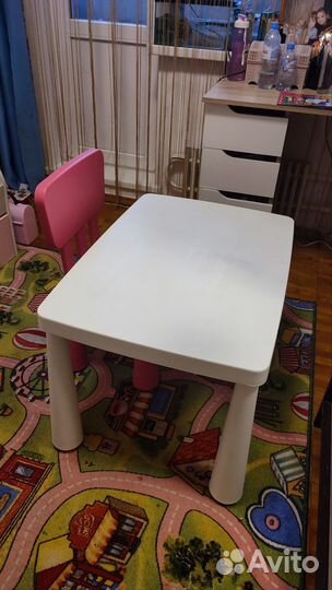 Детский стол и стул
