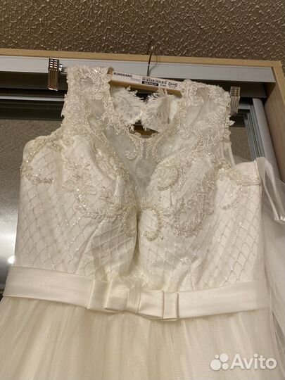 Платье свадебное