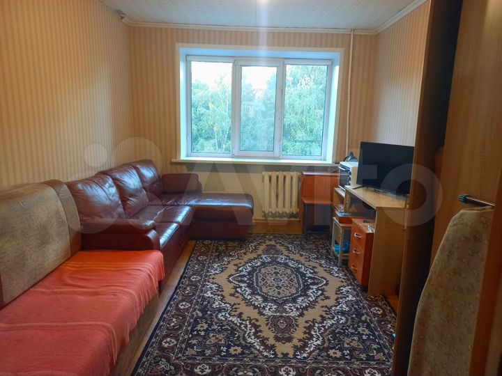 Комната 12 м² в > 9-к., 4/5 эт.