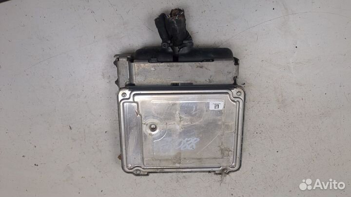 Блок управления двигателем Volkswagen Passat CC, 2011