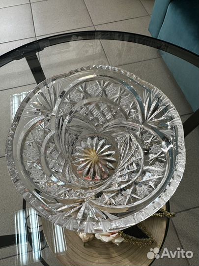 Ваза хрустальная
