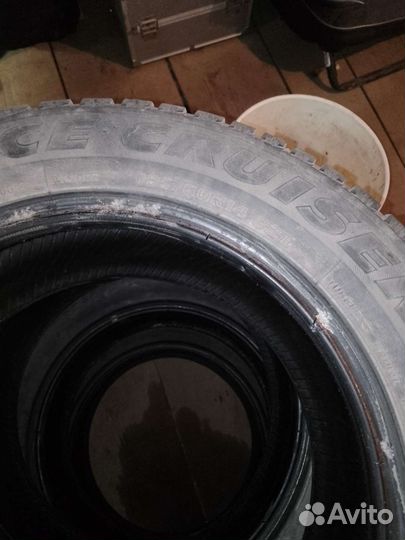 Bridgestone Ice Cruiser 7000 185/60 R14 82T