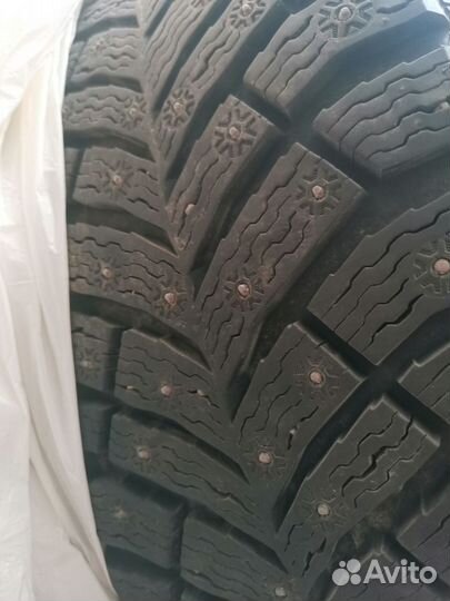 Michelin X-Ice North 4 195/65 R15 95T