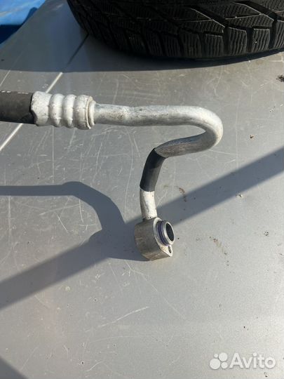 Трубка кондиционера VW Passat B5+ 3B0260704J