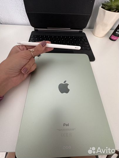 Apple iPad Air 4 + magic keyboard + pencil 2 gen