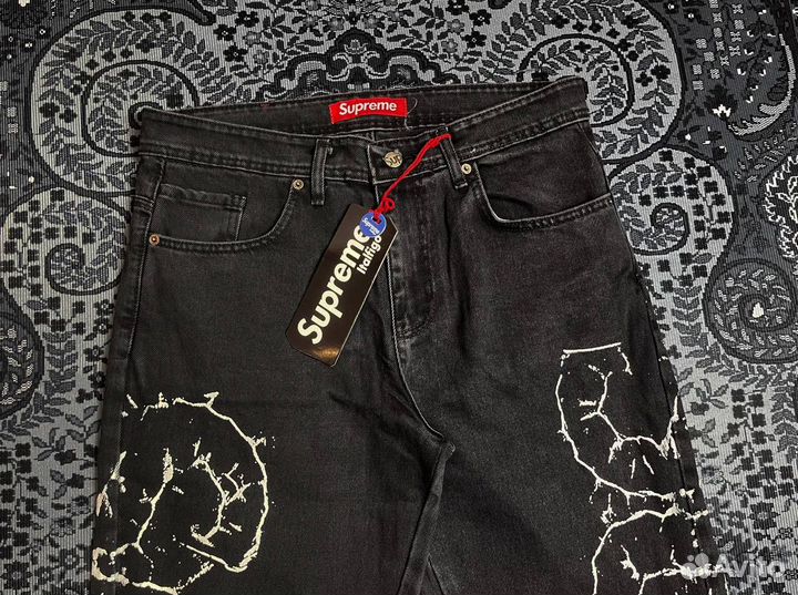 Джинсы Supreme