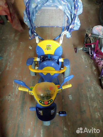 Трехколесный велосипед