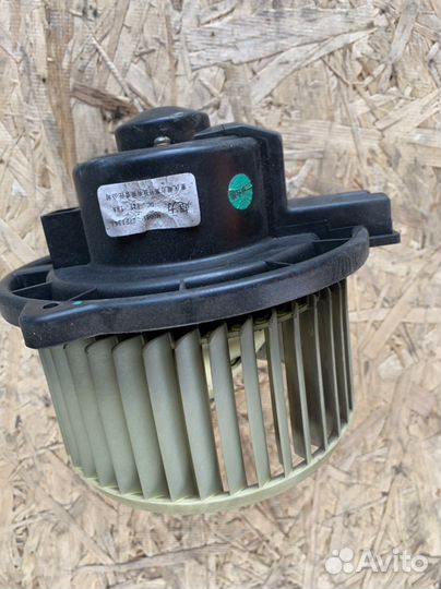 Geely emgrand ec7 моторчик печки