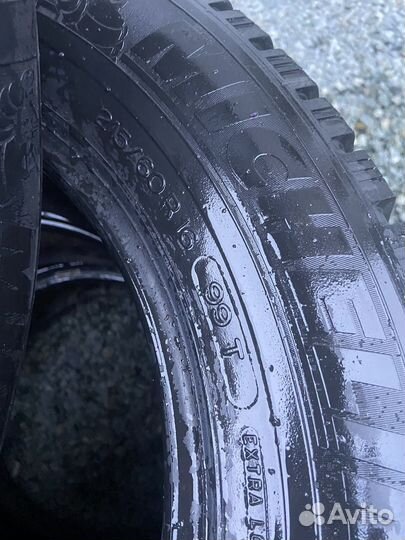 Michelin X-Ice North 215/60 R16