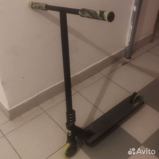 Трюковой самокат Novatrack psycho 10