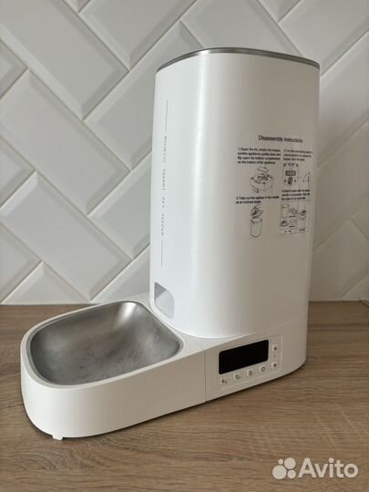 Автоматическая кормушка для кошек