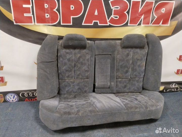 Сиденья комплект задняя Mitsubishi Galant EA1A